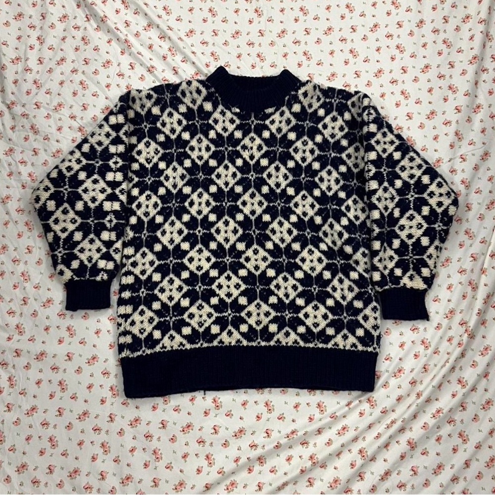 Vintage Blue and White Patterned Sweater